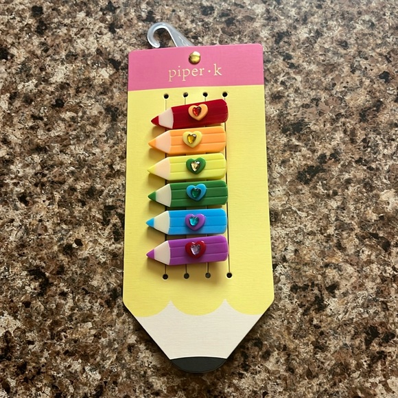 School themed crayon hair clips. PIPER K - Picture 1 of 2